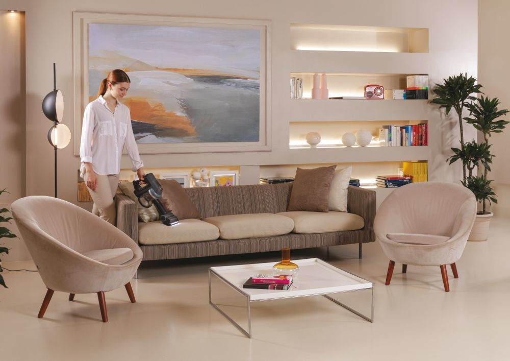 Hoover HF4, Aspirapolvere senza filo, Nero/Argento, 0,7L, Senza sacchetto