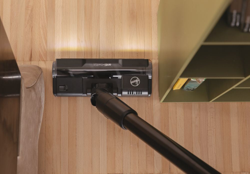 Hoover HF4, Aspirapolvere senza filo, Nero/Argento, 0,7L, Senza sacchetto