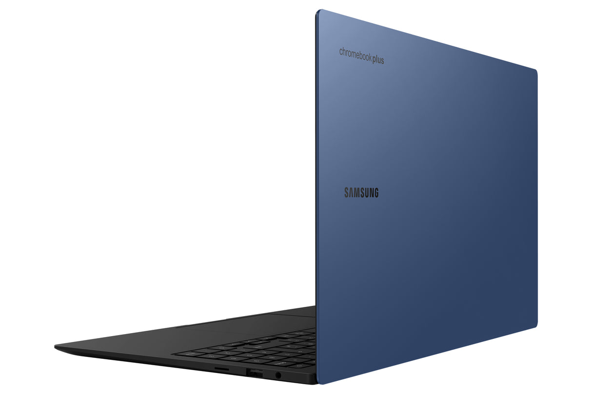 Samsung Galaxy Chromebook Plus (15.6", Core 3, 8GB)